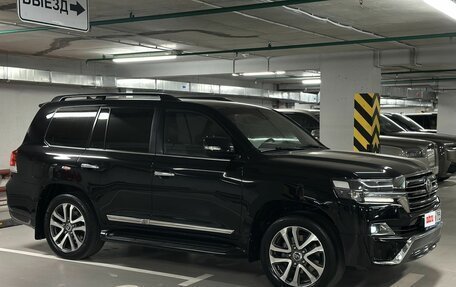 Toyota Land Cruiser 200, 2015 год, 6 400 000 рублей, 4 фотография