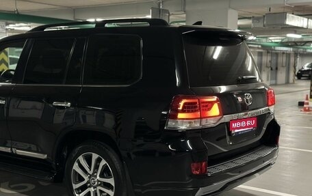 Toyota Land Cruiser 200, 2015 год, 6 400 000 рублей, 7 фотография