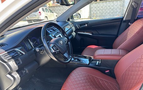 Toyota Camry, 2015 год, 2 150 000 рублей, 5 фотография