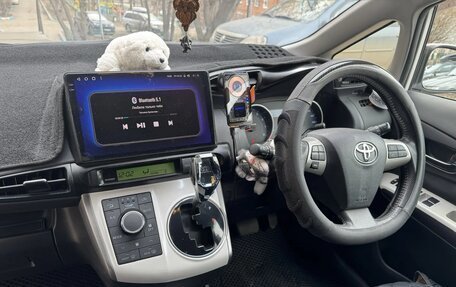 Toyota Wish II, 2013 год, 1 380 000 рублей, 7 фотография