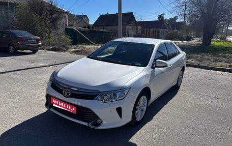 Toyota Camry, 2015 год, 2 150 000 рублей, 2 фотография