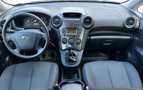 KIA Carens III (RP), 2010 год, 850 000 рублей, 11 фотография