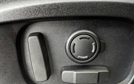 Land Rover Defender II, 2024 год, 11 000 000 рублей, 28 фотография