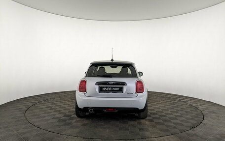 MINI Hatch, 2020 год, 2 150 000 рублей, 6 фотография