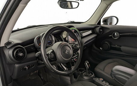 MINI Hatch, 2020 год, 2 150 000 рублей, 16 фотография