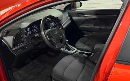 Hyundai Elantra VI рестайлинг, 2016 год, 1 370 000 рублей, 8 фотография