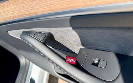 Tesla Model 3 I, 2021 год, 4 900 000 рублей, 31 фотография