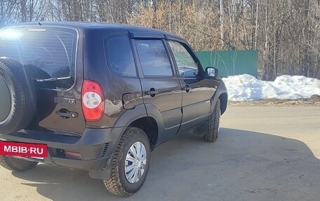 Chevrolet Niva I рестайлинг, 2009 год, 410 000 рублей, 4 фотография