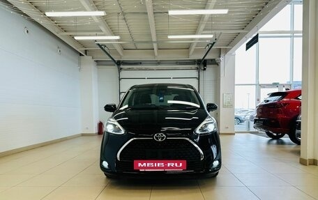 Toyota Sienta II, 2020 год, 1 739 000 рублей, 9 фотография