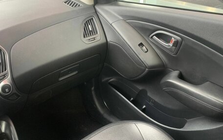 Hyundai ix35 I рестайлинг, 2014 год, 1 470 000 рублей, 24 фотография