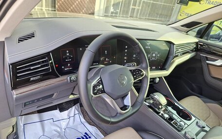 Volkswagen Touareg III, 2024 год, 10 999 000 рублей, 8 фотография