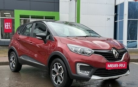 Renault Kaptur I рестайлинг, 2018 год, 1 769 000 рублей, 3 фотография