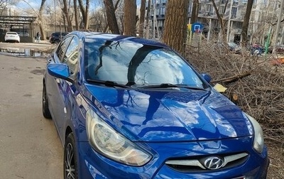 Hyundai Solaris II рестайлинг, 2013 год, 910 000 рублей, 1 фотография