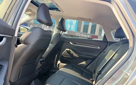 Geely Emgrand, 2025 год, 1 253 017 рублей, 12 фотография