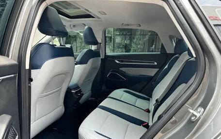 Geely Emgrand, 2023 год, 1 183 017 рублей, 12 фотография