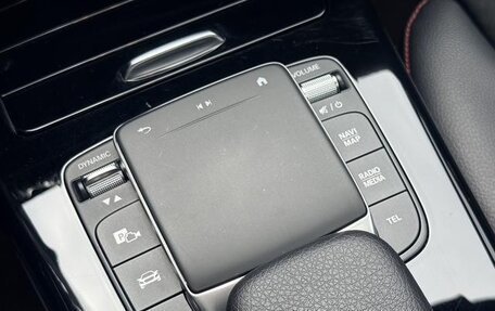 Mercedes-Benz CLA, 2022 год, 2 360 000 рублей, 22 фотография