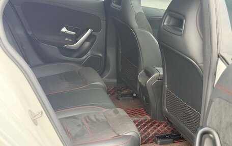 Mercedes-Benz CLA, 2022 год, 2 360 000 рублей, 18 фотография