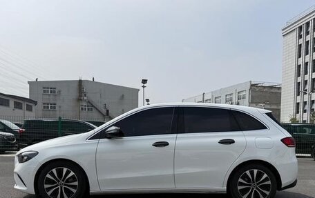 Mercedes-Benz B-Класс, 2022 год, 1 700 000 рублей, 5 фотография