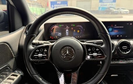 Mercedes-Benz B-Класс, 2022 год, 1 700 000 рублей, 15 фотография