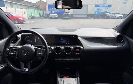 Mercedes-Benz B-Класс, 2022 год, 1 700 000 рублей, 10 фотография