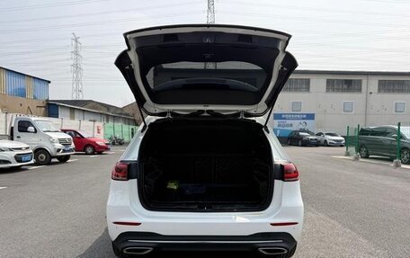 Mercedes-Benz B-Класс, 2022 год, 1 700 000 рублей, 9 фотография