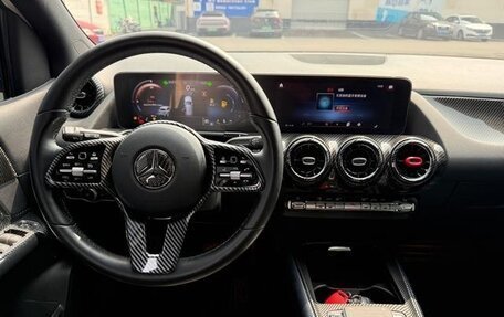 Mercedes-Benz B-Класс, 2022 год, 1 700 000 рублей, 22 фотография