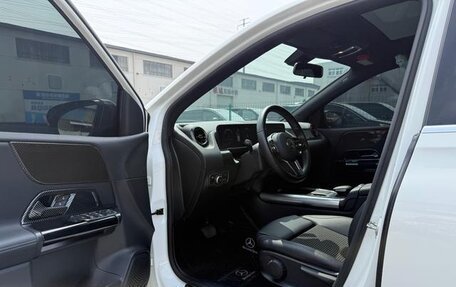 Mercedes-Benz B-Класс, 2022 год, 1 700 000 рублей, 26 фотография