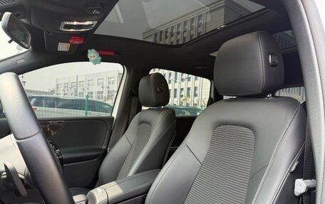 Mercedes-Benz B-Класс, 2022 год, 1 700 000 рублей, 23 фотография