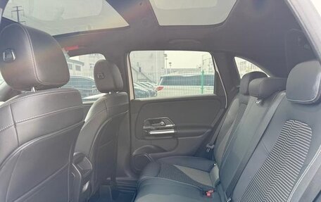 Mercedes-Benz B-Класс, 2022 год, 1 700 000 рублей, 25 фотография