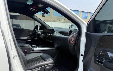 Mercedes-Benz B-Класс, 2022 год, 1 700 000 рублей, 24 фотография