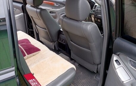 Toyota Land Cruiser Prado 120 рестайлинг, 2006 год, 1 900 000 рублей, 11 фотография