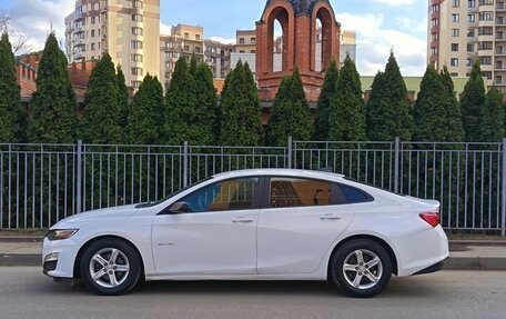 Chevrolet Malibu IX, 2019 год, 1 180 000 рублей, 6 фотография