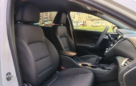 Chevrolet Malibu IX, 2019 год, 1 180 000 рублей, 10 фотография