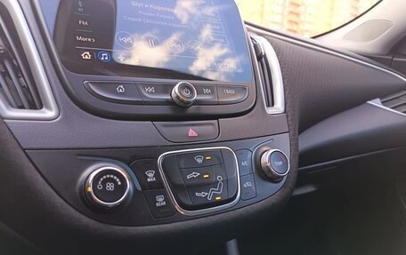 Chevrolet Malibu IX, 2019 год, 1 180 000 рублей, 13 фотография