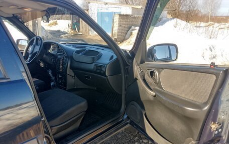 Chevrolet Niva I рестайлинг, 2012 год, 490 000 рублей, 4 фотография