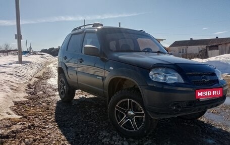 Chevrolet Niva I рестайлинг, 2012 год, 490 000 рублей, 3 фотография