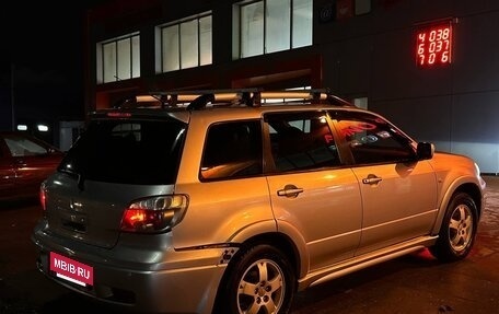 Mitsubishi Outlander III рестайлинг 3, 2006 год, 580 000 рублей, 6 фотография