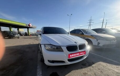 BMW 3 серия, 2009 год, 750 000 рублей, 15 фотография
