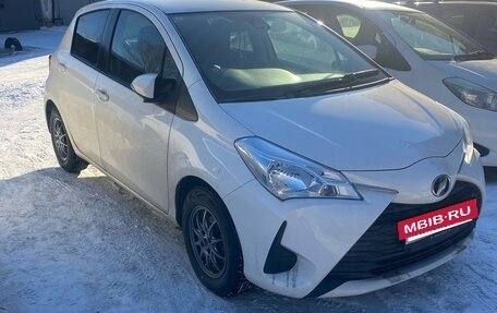 Toyota Vitz, 2019 год, 900 000 рублей, 2 фотография