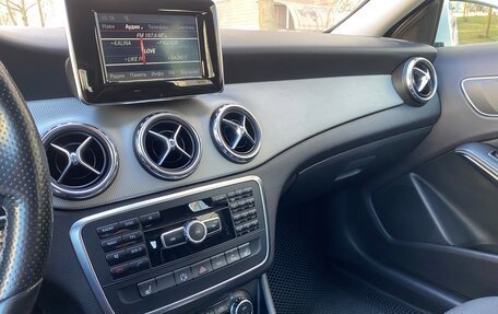 Mercedes-Benz GLA, 2014 год, 1 750 000 рублей, 12 фотография