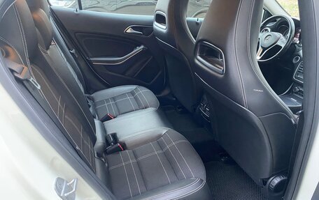 Mercedes-Benz GLA, 2014 год, 1 750 000 рублей, 19 фотография