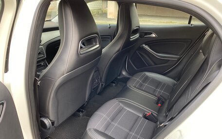 Mercedes-Benz GLA, 2014 год, 1 750 000 рублей, 25 фотография