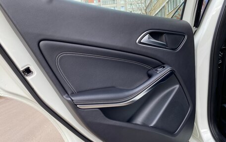 Mercedes-Benz GLA, 2014 год, 1 750 000 рублей, 26 фотография