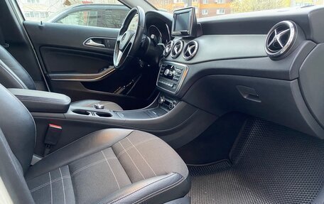 Mercedes-Benz GLA, 2014 год, 1 750 000 рублей, 21 фотография