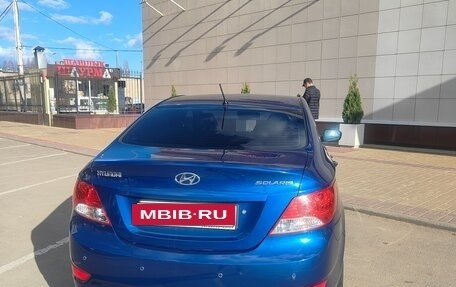 Hyundai Solaris II рестайлинг, 2013 год, 910 000 рублей, 4 фотография