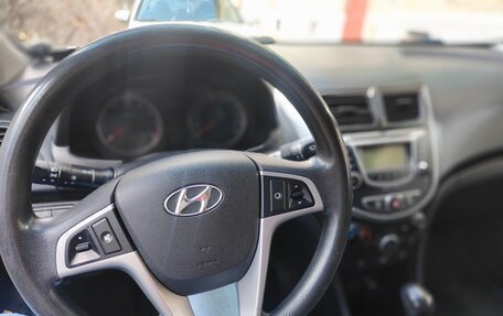 Hyundai Solaris II рестайлинг, 2013 год, 910 000 рублей, 6 фотография