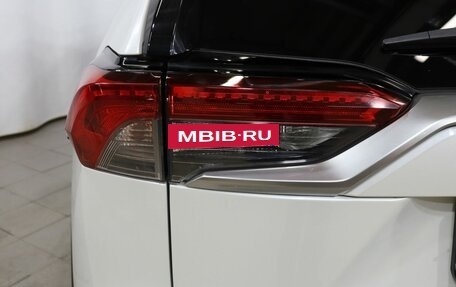 Toyota RAV4, 2020 год, 3 790 000 рублей, 24 фотография