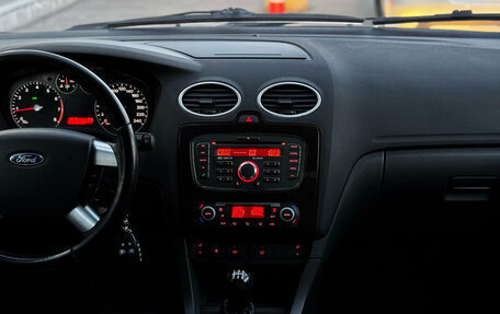 Ford Focus II рестайлинг, 2007 год, 499 000 рублей, 17 фотография