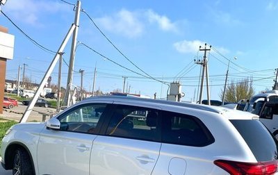 Mitsubishi Outlander III рестайлинг 3, 2018 год, 2 220 000 рублей, 1 фотография