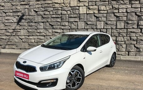KIA cee'd III, 2016 год, 1 330 000 рублей, 1 фотография